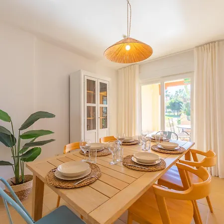 Casa Con Jardin, Piscina, Pista Padel * Ταρίφα
