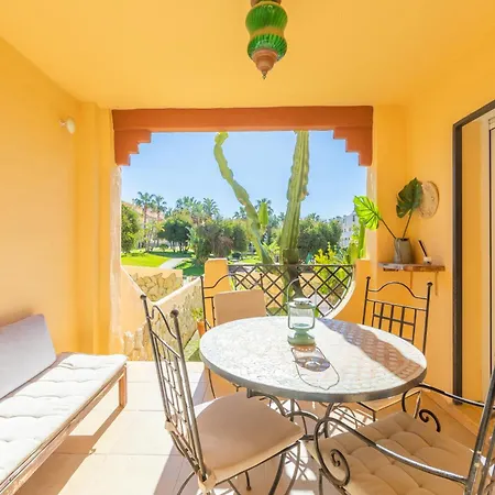 Casa Con Jardin, Piscina, Pista Padel