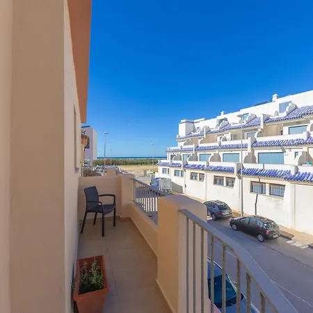 Casa Con Jardin, Piscina, Pista Padel *